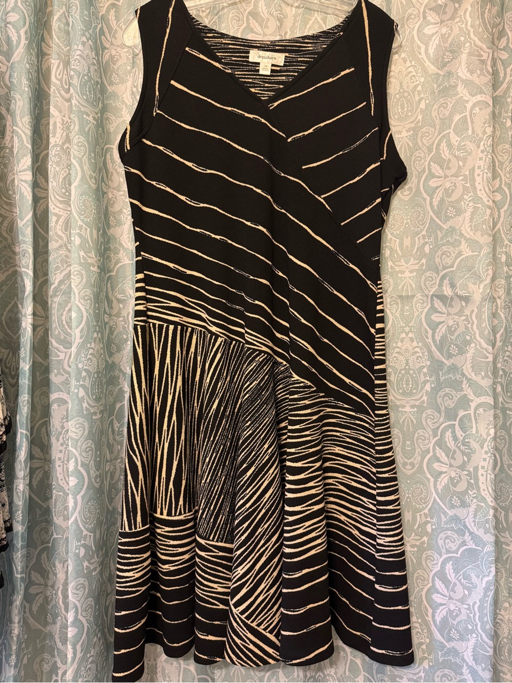 dressbarn Black and Cream Sleeveless Midi Fit-and-Flare Dress
